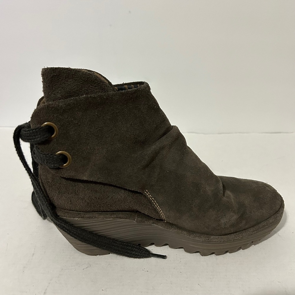 Fly London Yama Suede Wedge Ankle Boots Dark Olive Green 7.5 slouch lug boho